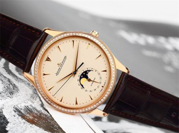 积家腕表表盘有划痕处理办法是什么